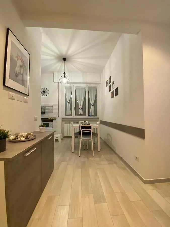 Guest House Kinga Floransa