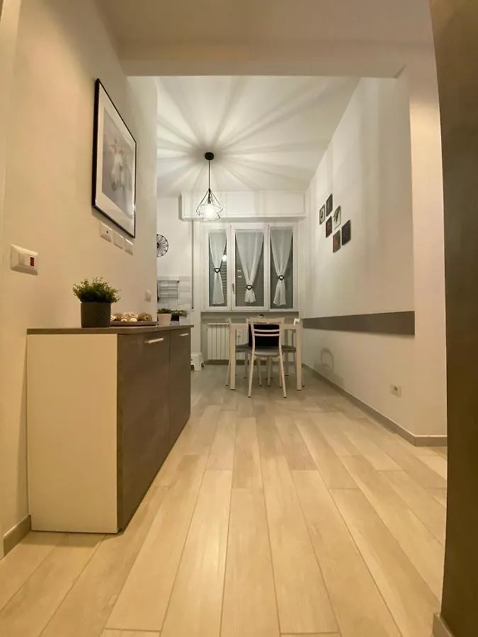 Guest House Kinga Floransa İtalya